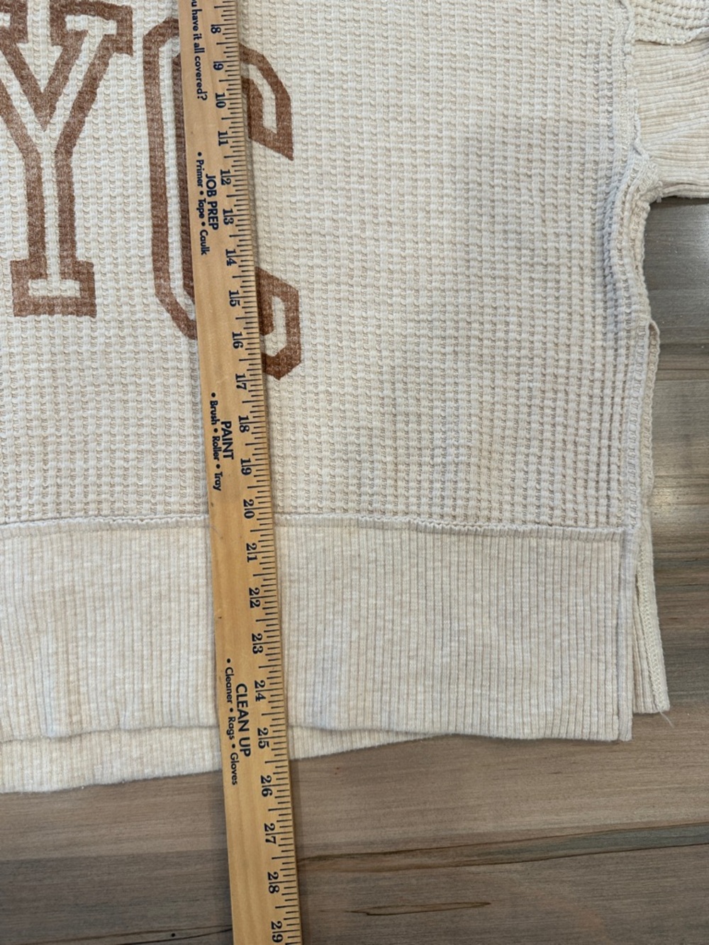 American Eagle Outfitters Cream Waffle-Knit Crewneck with Brown NYC Graphic - Picture 9 of 9